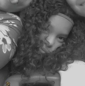 Meet your Posher, Kerrie